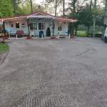 Bigfoot themed cottage.  Dog friendly!