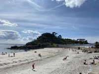 New studio less than 5 minutes from the beaches of the Pink Granite Coast Hotels in Trébeurden