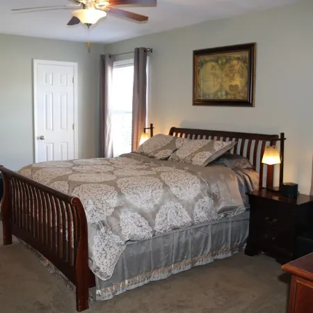 Spacious Home Close to Downtown Nashville