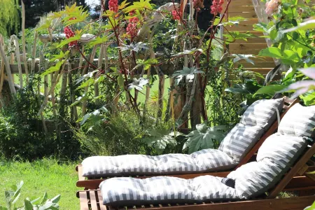 Le Clos des Vergers Air-conditioned cottage with access to the jacuzzi