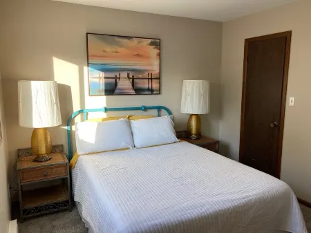 Oasis Excape in Central Cheyenne Отели в г. Чеиенн