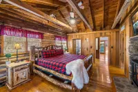 Log Cabin, Utk/Neyland, Smokies, 16Acres, FP, HotTub, Sauna, Fishing, Golf, Pets Hotels near Regal Riviera