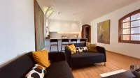 Apartment Alegría | Stylish, newly renovated accommodation right by the sea
