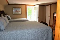 The Red Fox Inn by Cummins Falls / Baxter / Cookeville