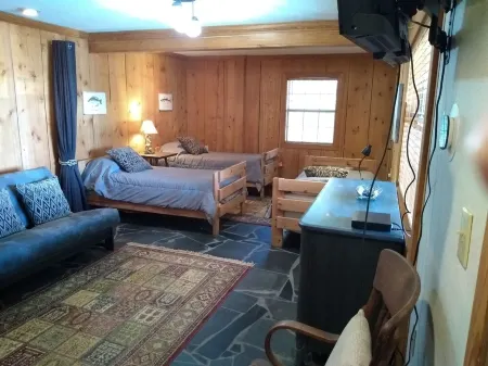 Parkside Perch on Lake D'Arbonne Отели в г. Юнион Пэриш