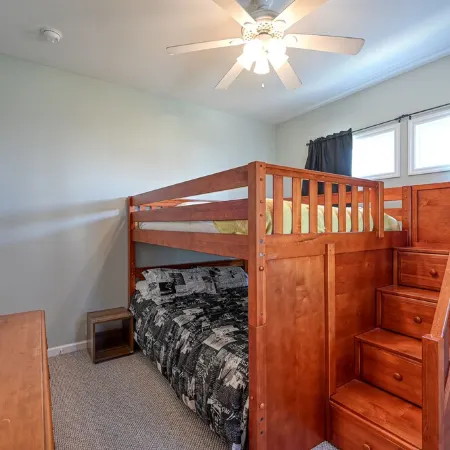Relaxing chemical free home w/RO water & great ocean views close to DT Surf City
