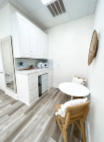 King Size Suite located in Downtown Ocean Springs