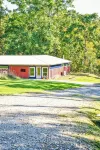 New Converted 3BR, 2BA barn, in wild, wonderful West Virginia with AC, WiFi