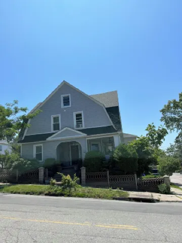 Ocean Beach Park Lawrence  M.Hosp MitchellCollege Coast Guard Academy CT College