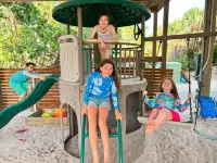 "FLORIDAYS" Newly Completed Private Beach House w/ Heated Pool & Spa. 2 Carts Hotels in Captiva