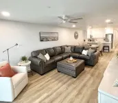 *Newly Remodeled* Beachfront Condo 3Bed/2Bath—Sea Oats 404