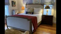 Historic, Antique Southern Maine Farmhouse For All Seasons - 5 mins to Portland!