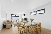 3 Bedroom Townhouse - Centrally Located