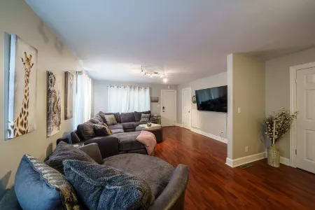 {Sunnyside Wilds} An Ideal Spot for Exploring Asheboro