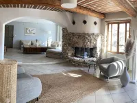 Mas au gout du jour in Luberon unforgettable Hotels in Robion