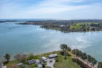 Magical Sunsets and Breathtaking Views in Heathsville/Wicomico River- Sleeps 10