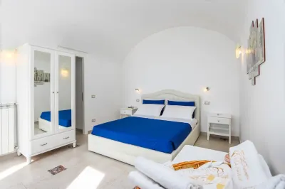 Villa Salice with private hot tub and solarium