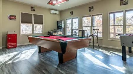 Stargazer Lodge In Big Canoe