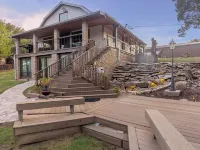 Veale Creek Retreat on Possum Kingdom Lake Hotels in Stephens County