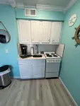 Cozy 1-bedroom condo on North Beach in awesome Corpus Christi with AC, WiFi, etc