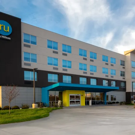 Tru by Hilton Anderson