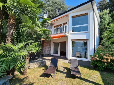 Villa Alba - dream view and direct beach access