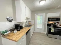 The Bungalow / Artsy • Eclectic • Urban • Boutique 센터 포인트 호텔