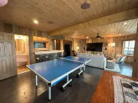 Altitude Adjustment, a beautiful and spacious mountain retreat