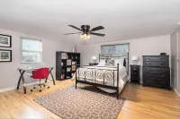 IN-GROUND POOL, Large Private Fenced Yard, Dining Gazebo, Outdoor Kitchen/Bath