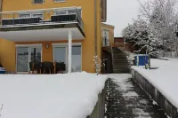 Bright, friendly apartment perfect starting point for excursions Hotels in der Nähe von Gutshof Polting, Neuhofen