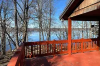 Private LakeFront ranch on Lake Wallenpaupack, PA.  Secluded.  Sunset view!