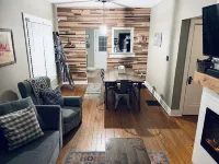 Newly Remodeled Kcmo Bungalow, Near Plaza & Westport in Kansas City