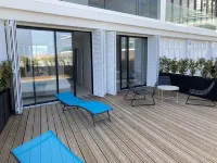 Foncillon beach, residence with swimming pool facing the sea