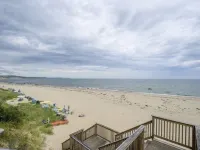 Quaint & Clean Cape Cod Loft Hotéis em Bourne