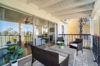 Gorgeous Beach Villa -- Ocean Views + Sleeps 12!