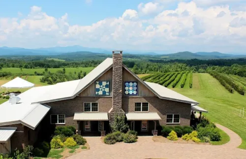 Hot tub Mountain Views No Cleaning Fee Hotels in Rabun County