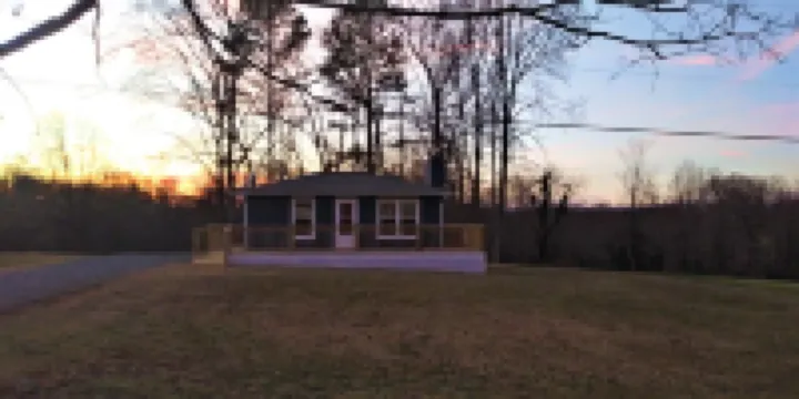 Mountain Views, River fun, Hiking, Biking, Breweries, Golf, and Wineries galore