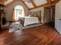 Vintage charm meets modern comfort in this historic 1850s cabin at Lake Hartwell Hotels in Gumlog