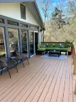 Cozy coastal oasis w/ wooded views and wrap around deck. Close to Dauphin Island - Beach