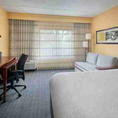 Courtyard Mt. Laurel Cherry Hill Rooms