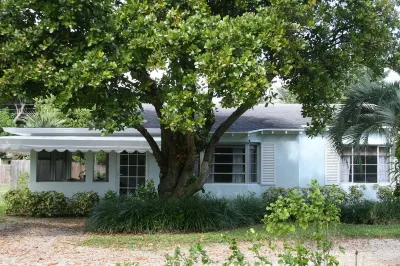 Clean, Private, Family Friendly, Close to Beach & Atlantic Hotels in der Nähe von Veterans Park