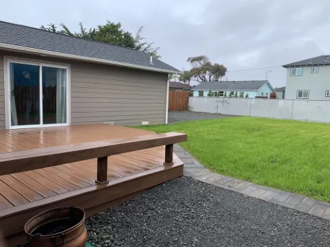 Taylor II House, ocean view, close to everything - 4-Star