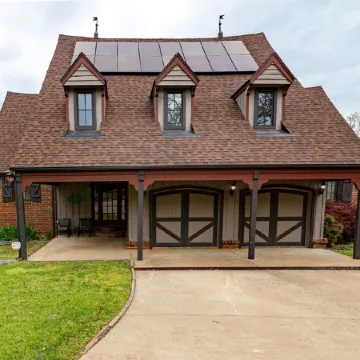 Stunning Skiatook Lake Three Story Getaway