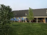 The Chick Inn<br>Bed Breakfast and Dinner!!!