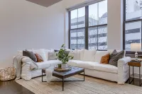 Luxury Loft DTown LNK, UNL, Pinnacle Arena, Memorial Stadium, Post Lofts #206