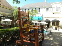 Spacious Condo with No Stairs - 3 Bedrooms/3 Bathrooms - King Beds - Sleeps 7