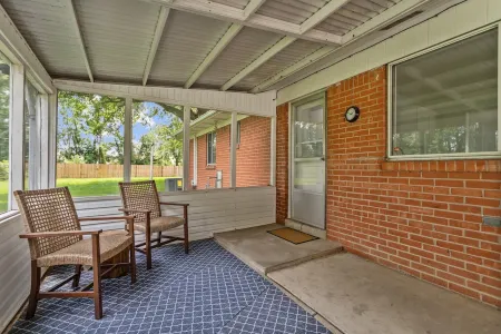 2024 New 3-bedroom house with WiFi, AC in Kokomo Отели в г. Howard County