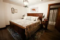 Wurthmann House Unit #2Your Home Away From Home Erb's Coleman Museum 주변 호텔