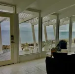 Modern Mid-Century Cabin, on the Beach with Views of the San Juan Islands! - 4-Star