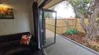 Sauvage - Luxury Garden Apartment